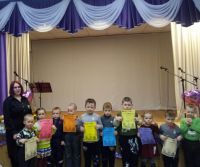 13 марта в Рождественской библиотеке прошел конкурс чтецов"С.Михалков и дети!"
